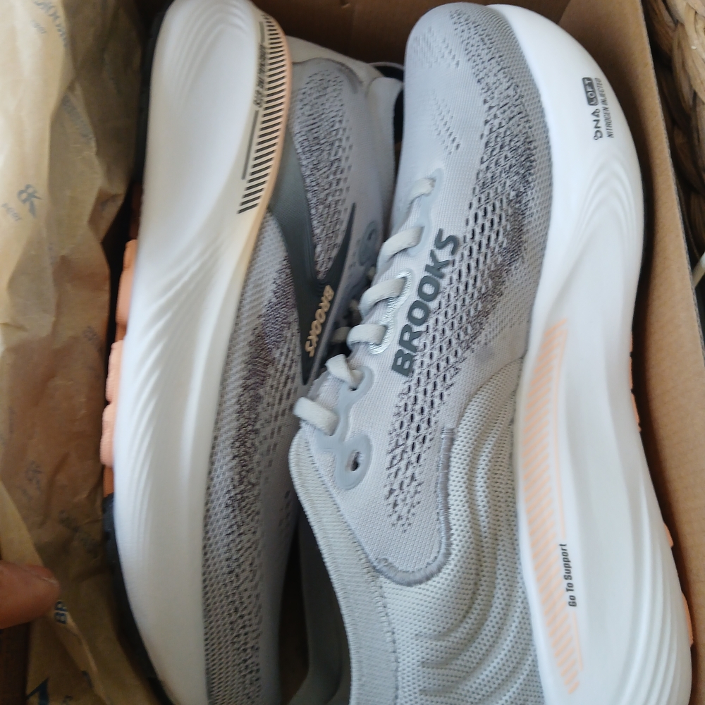 Brooks Women's Gray Running Shoes - Picture 12 of 14